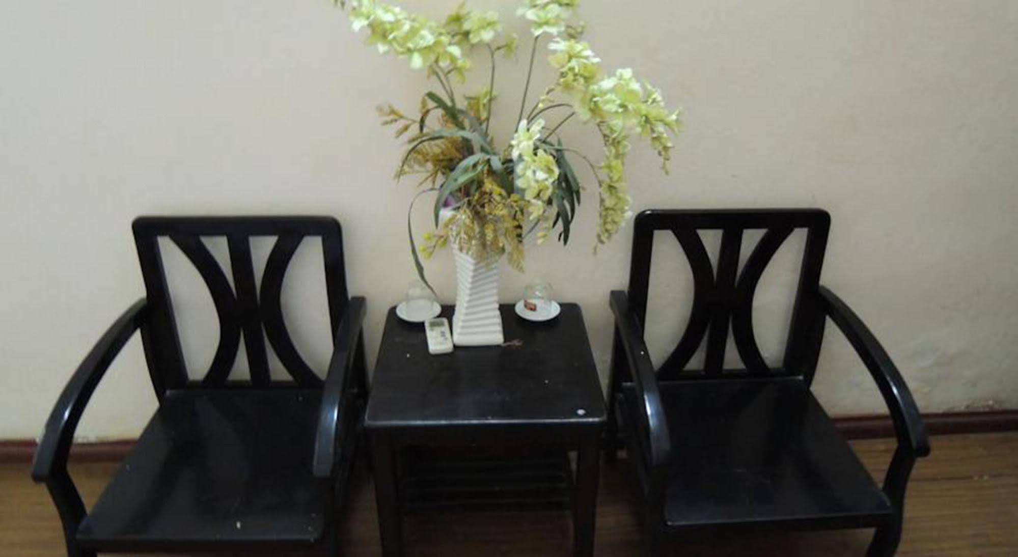 Hanoi Caballos Hotel Exterior photo