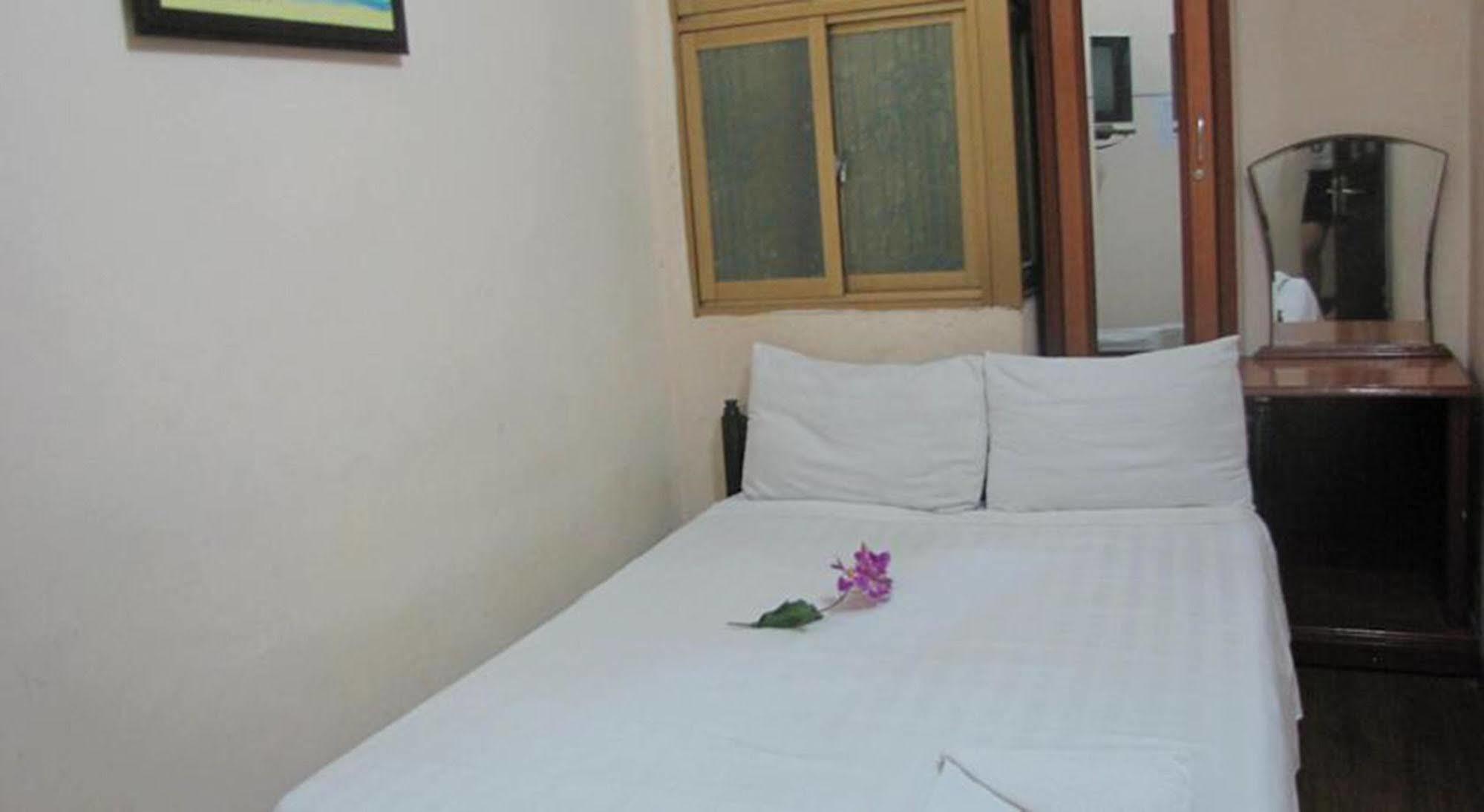 Hanoi Caballos Hotel Exterior photo